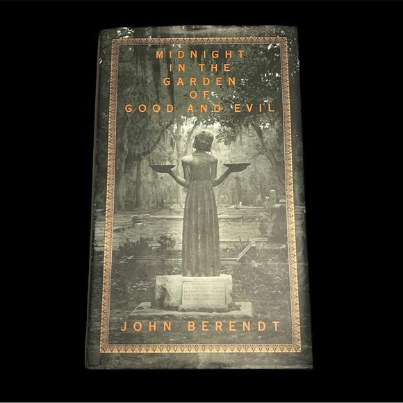 Signed Midnight in the Garden of Good and Evil ~Vintage Hardback Nonfiction - Picture 1 of 16